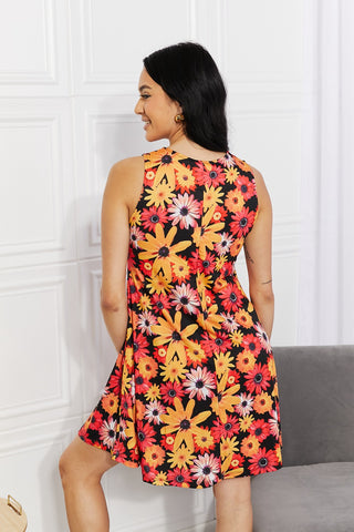 Shop Yelete Full Size Floral Sleeveless Dress with Pockets - High-Quality U.S. Made Women’s Fashion with Free & Fast Shipping