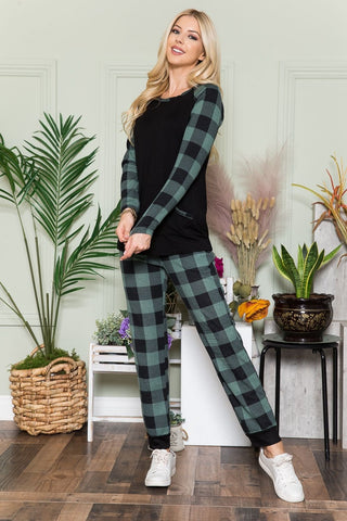 Shop Celeste Plaid Long Sleeve T-Shirt with Pockets - High-Quality U.S. Made Women’s Fashion with Free & Fast Shipping