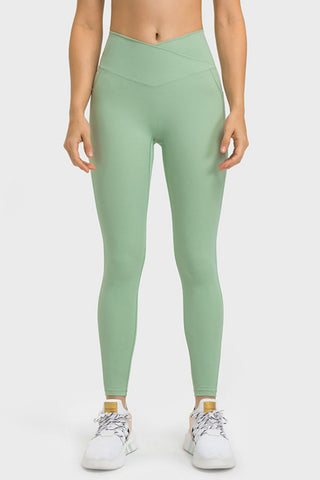 Shop Mint V-Waist Yoga Leggings with Pockets - High-Quality U.S. Made Women’s Fashion with Free & Fast Shipping