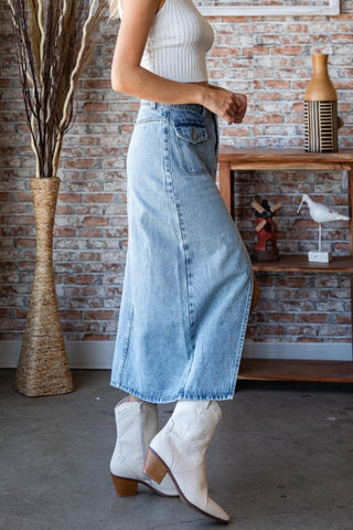 Shop Veveret Slit Mid Rise Waist Denim Skirt - High-Quality U.S. Made Women’s Fashion with Free Fast Shipping