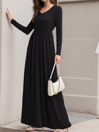 Shop Pocketed V-Neck Long Sleeve Maxi Dress - High-Quality U.S. Made Women’s Fashion with Free & Fast Shipping