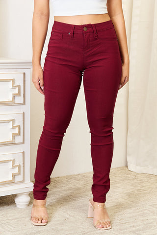 Shop Burgundy YMI Jeanswear Skinny Jeans with Pockets - High-Quality U.S. Made Women’s Fashion with Free & Fast Shipping