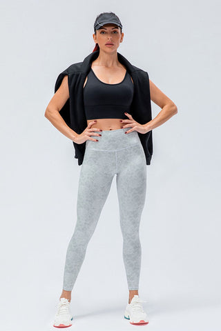 Shop Wide Waistband Slim Fit Active Leggings - High-Quality U.S. Made Women’s Fashion with Free & Fast Shipping