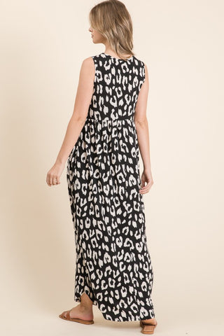 Shop BOMBOM Leopard Maxi Dress with Pockets - High-Quality U.S. Made Women’s Fashion with Free & Fast Shipping