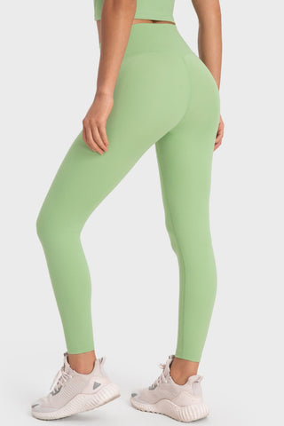 Shop Basic Full Length Active Leggings - High-Quality U.S. Made Women’s Fashion with Free & Fast Shipping