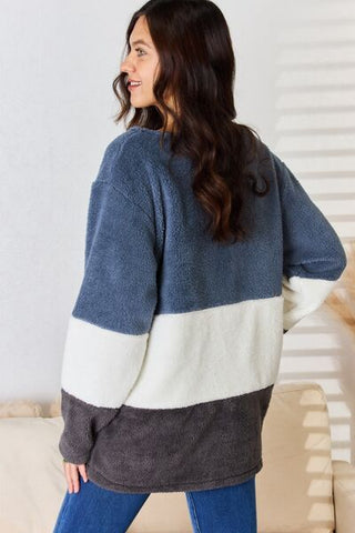 Shop Culture Code Faux Fur Color Block V-Neck Sweater Now On Klozey Store - Trendy U.S. Premium Women Apparel & Accessories And Be Up-To-Fashion!